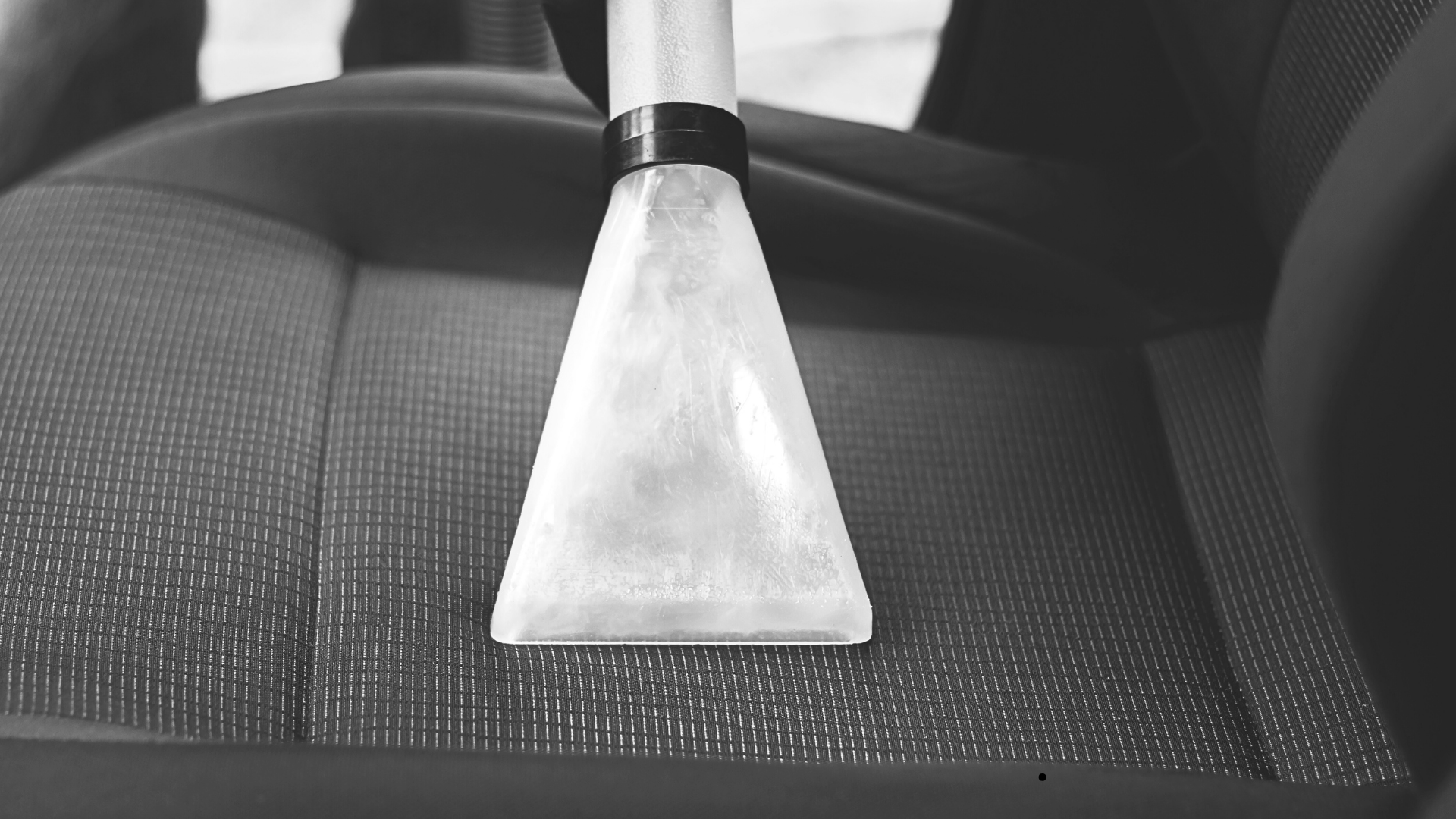 Manchas E Mau Odor Lava Rápido Automotivo Moderno Azul E Branco Post Para Instagram (1)